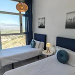 Luxury Apartment On The 41St Floor With Stunning Sea Views
